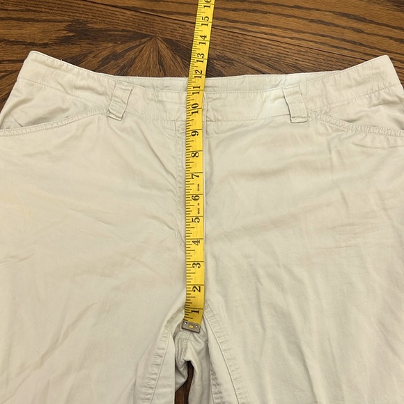 Jones New York Capris Pants Sand Light Khaki Size 14 - Picture 4 of 8
